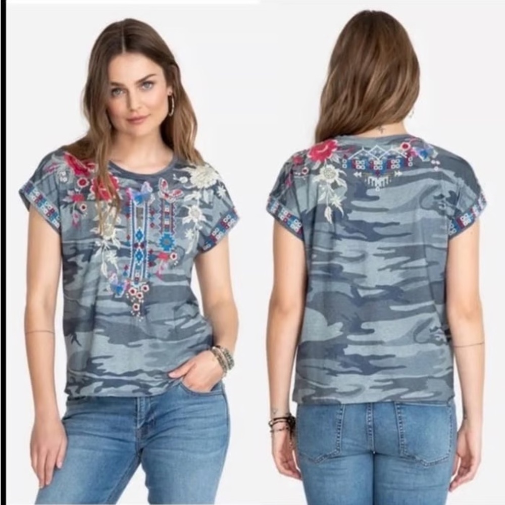Johnny Was Florence Relaxed Camo Tee Floral Embroidery Size Large